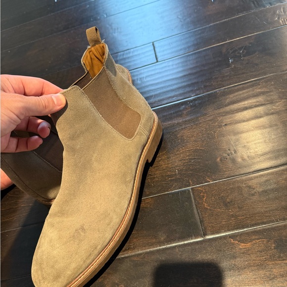 Steve Madden Chelsea Boots 11 - Picture 2 of 4
